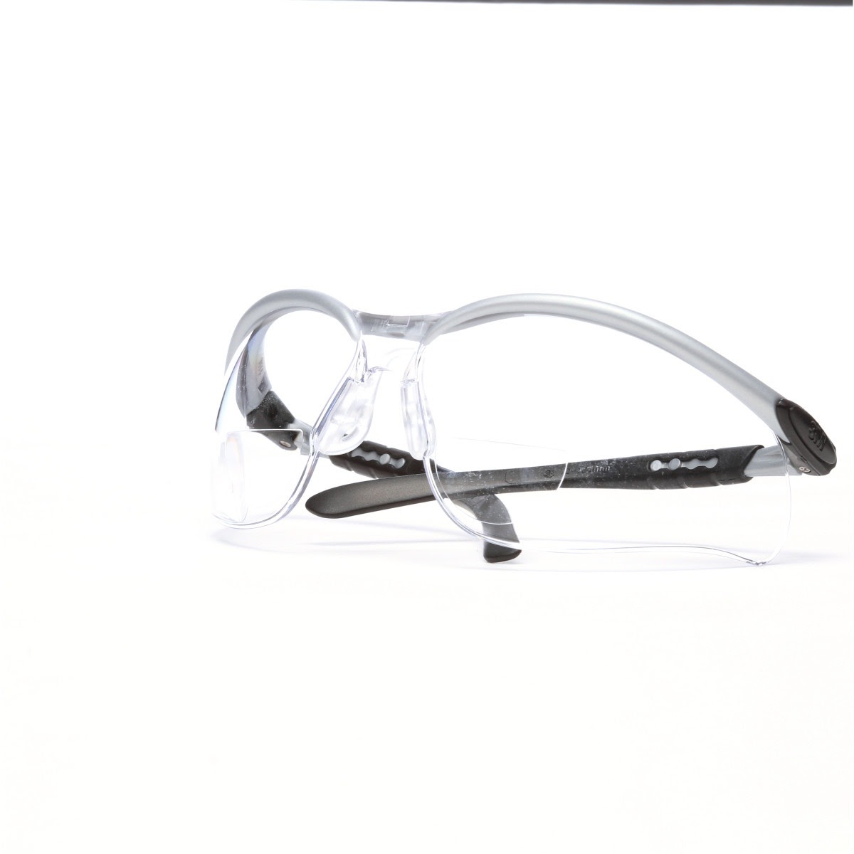 3M 11376-00000-20 Safety Glasses with Readers, BX, 2.5 Diopter, ANSI Z87, Anti-Fog Anti-Scratch Clear Lens, Silver Frame, Adjustable Temples and Lens Angle (7000127491) (1 Pair) - (20Pack) - 4