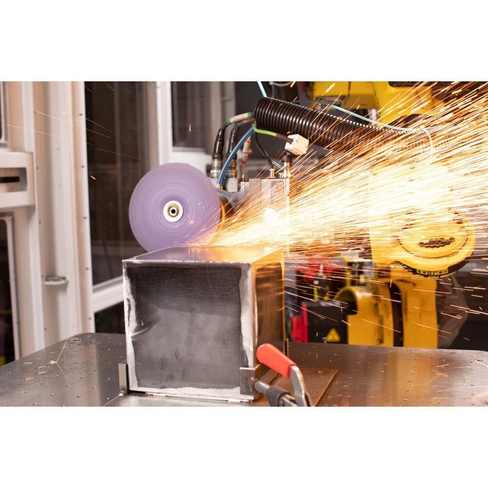 3M 1182C Cubitron 3 Fibre Disc , 36+, 6 in x 7/8 in, Die 600T, Reduce Changeout, Productivity, Use on Mild or Carbon Steel, for Beveling, Heavy Grinding, Weld Removal, Flame Cut Smoothing (7100309903) (100 Pack) - 6