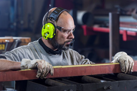 3M  3M MT73H7A4610NA PELTOR LiteCom Plus Headset with Integrated 2-Way Radio, Headband Style (7100229187) (1 Count)