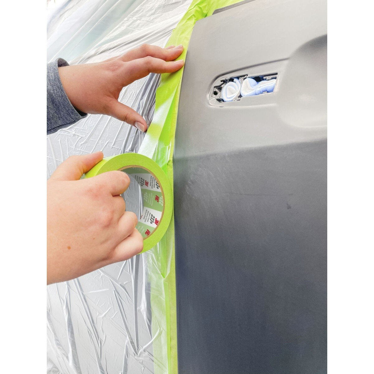 3M 233+ Scotch Performance Green Masking Tape, 36 mm x 55 m (46338) (7000120534)  - (24Pack) - 10