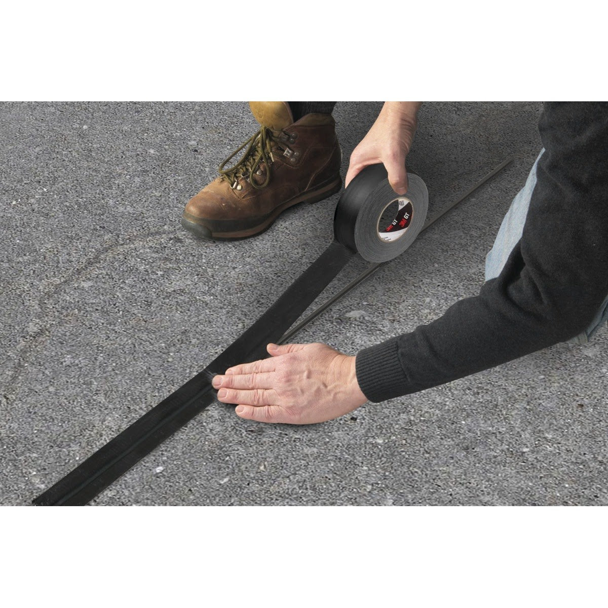 3M GT3 Premium Matte Cloth (Gaffers) Tape, Black, 72 mm x 50 m, 11 mil (7010291525)  - (576Pack) - 5