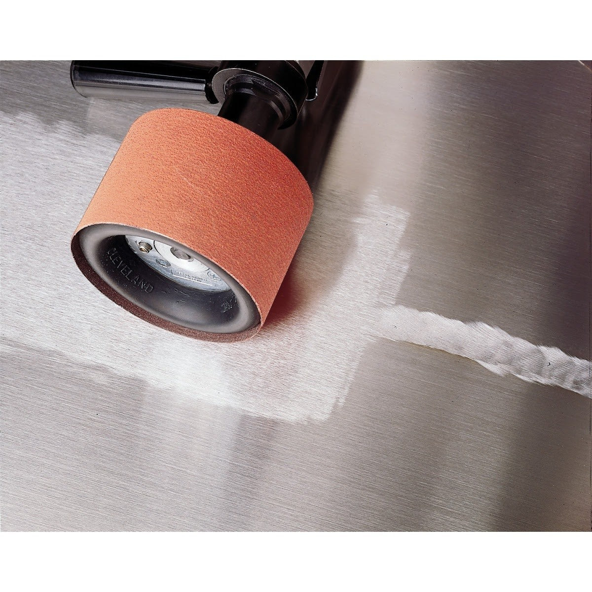 3M 777F Cloth Belt, P120 YF-weight, 3 in x 132 in, Film-lok, Single-flex (7010325858) (50 Pack) - 3