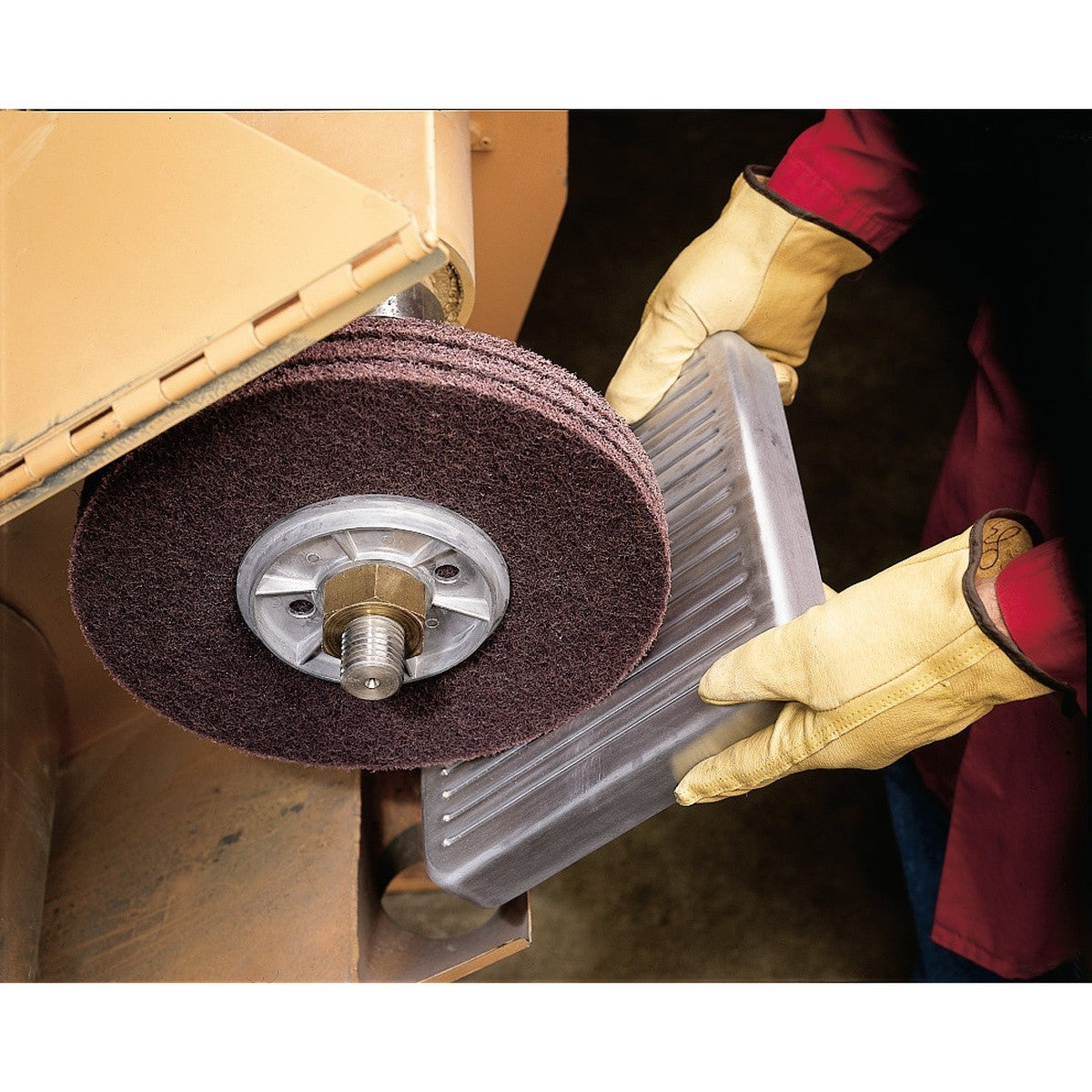 3M HS-DC Scotch-Brite High Strength Disc, A/O Medium, Maroon, 8 in x 5/8 in (7010329034) (50 Pack) - 2