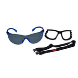 3M S1102SGAF-KT Solus 1000-Series Safety Glasses Kit with Foam Gasket and Elastic Strap, Gray Anti-Fog Lens, Blue Black Frame (7100105846)  - (20 Pack)